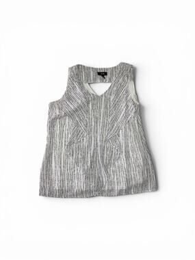 AGB Women’s XL V-Neck Sleeveless Ruffle Blouse Black White Polka Dot